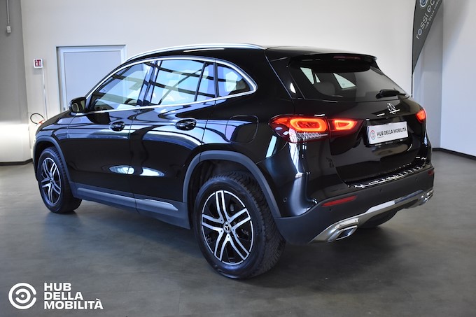 MERCEDES-BENZ GLA 180 d Automatic Sport Plus